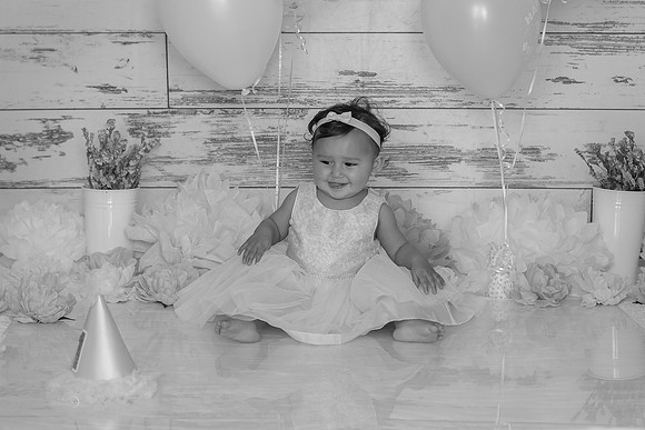 Linda-bw-2