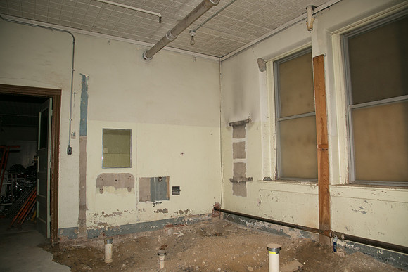 Gymnasium-16