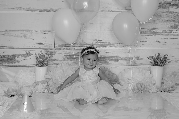 Linda-bw-4