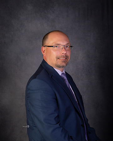 Cliff Russell, Table Games Senior Manager
