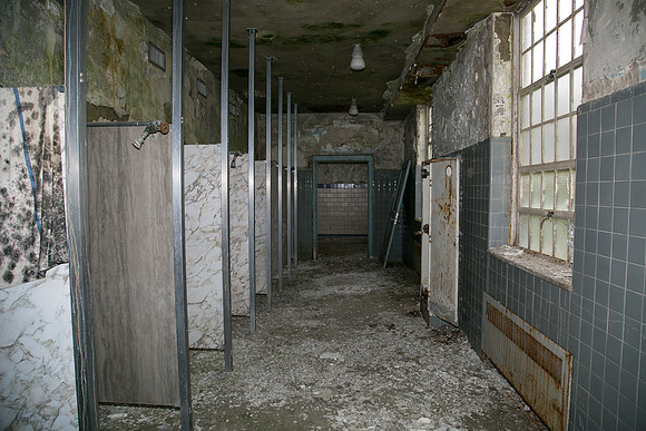 Boys Dorm-11