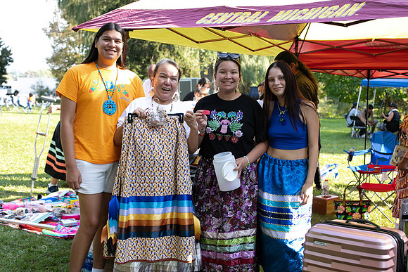 CPowwow-90