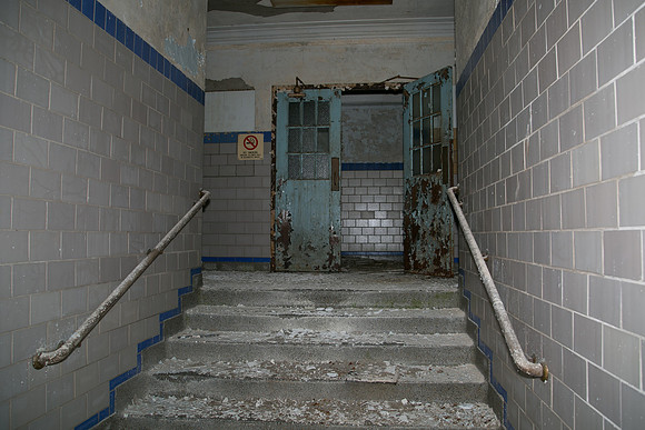 Boys Dorm-2