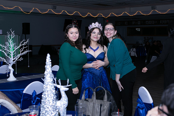 ahjinees-203