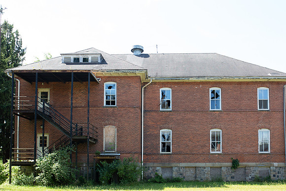 #3 Lg Girls Dorm