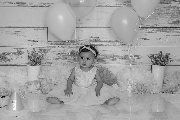 Linda-bw-56